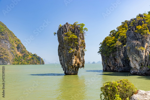 Koh Tapoo (James Bond island), a famous destination of tourist in Ao Phang Nga National Park, Phang Nga, Thailand © PinkBlue