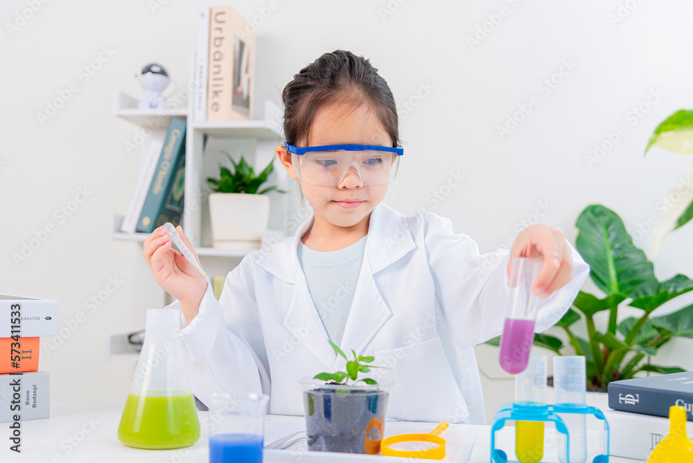 Asia little girl science Asia little girl science