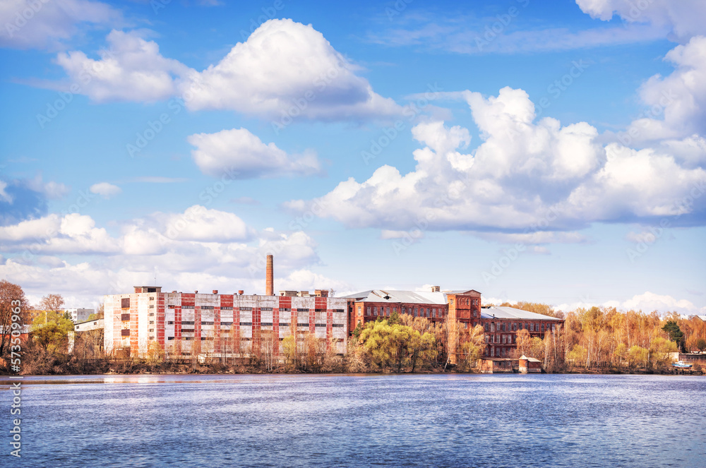 Fototapeta premium Weaving and spinning factory Annenskaya manufactory, Factory No. 1, view from the Volga, Kineshma, Ivanovo region