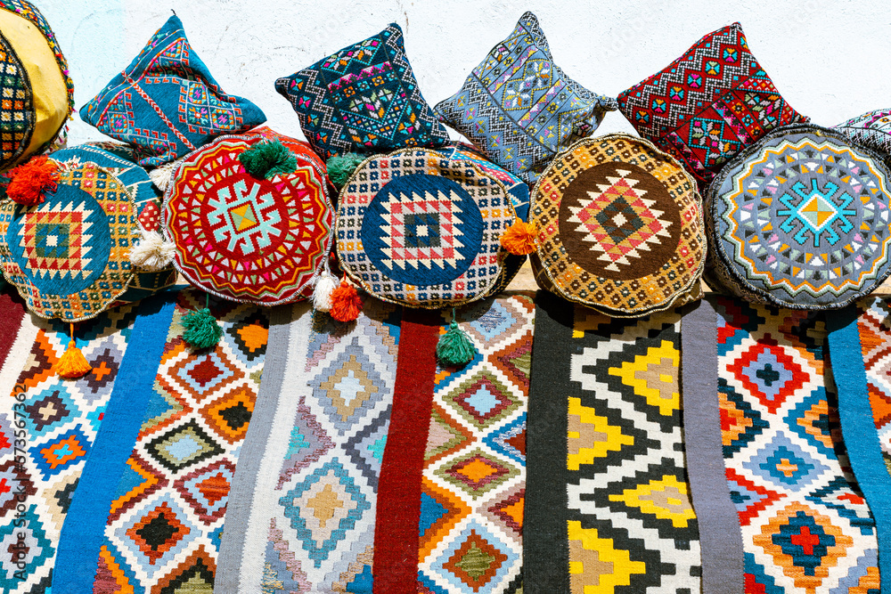 Φωτογραφία Colorful Handmade Ornaments