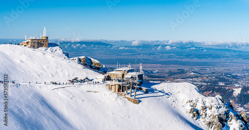 Fototapeta Naklejka Na Ścianę i Meble -  Poland 2022. Beautiful view on the snow Tatry. Zakopane, Giewont, Kasprowy Wierch, Swinica, Rysy, Kresanica.