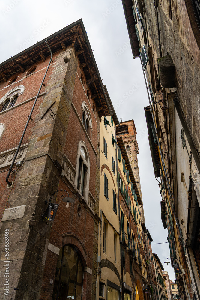 Lucca is Italy city located in Tuscany.
