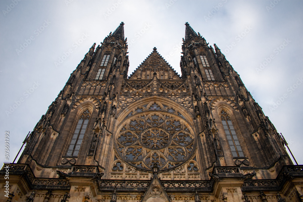 Fototapeta premium Metropolitan Cathedral of Saints Vitus Wenceslaus and Adalbert. seat of Archbishop of Prague. Roman Catholic Cathedral in Prague, Czech Republic