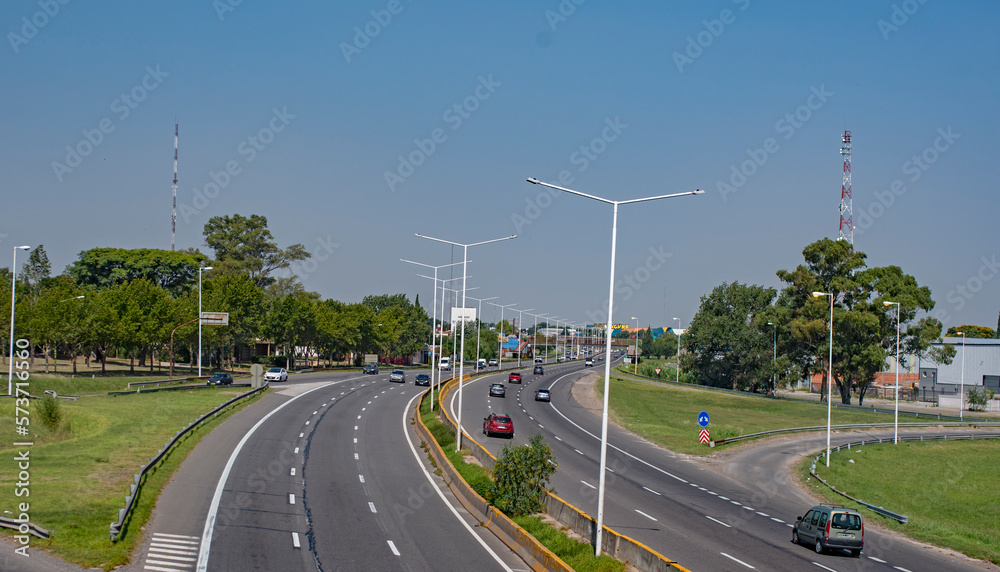 Ruta desde puente de Campana, Buenos Aires, Argentina