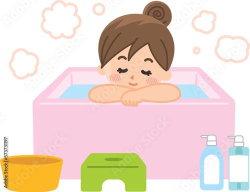 お風呂に入浴する女性