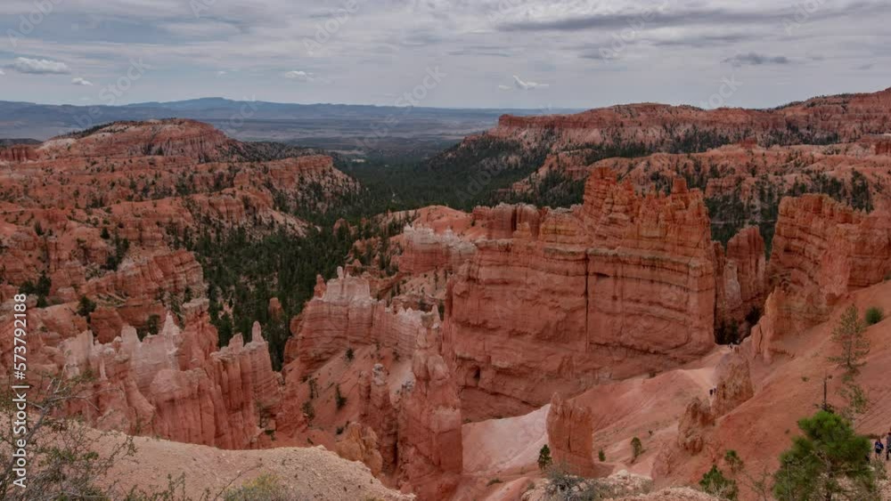 Bryce Canyon Time Lapse Amphitheater Navajo Loop Trail Telephoto Utah USA Bryce Canyon Time Lapse Amphitheater Navajo Loop Trail Telephoto Utah USA