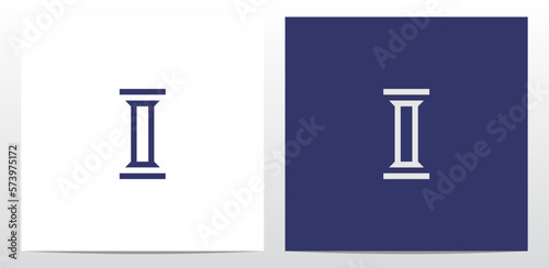 Slim Pillar Letter Logo Design O