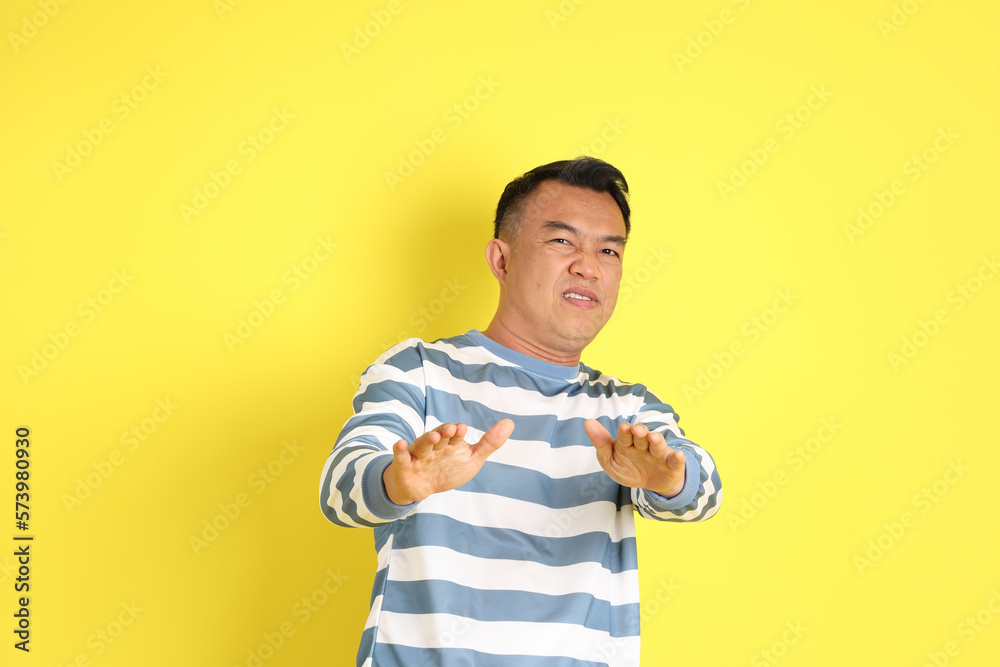 40s Asian Man 40s Asian Man