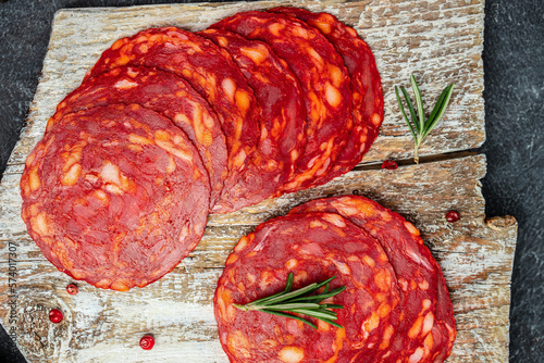 Φωτογραφία Sliced chorizo salami sausage