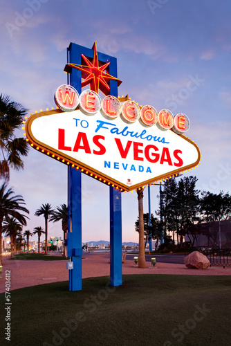 welcome to Las Vegas sign