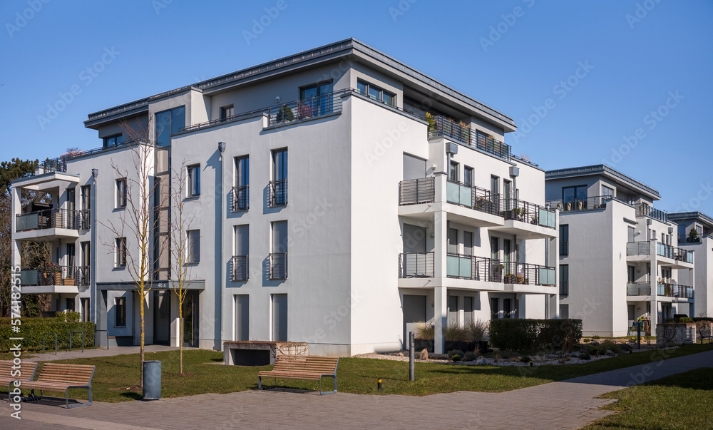 Moderne Immobilien Wohnanlage Wohnungen in der Stadt