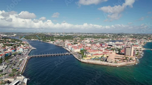 Willemstad wide view bridges 