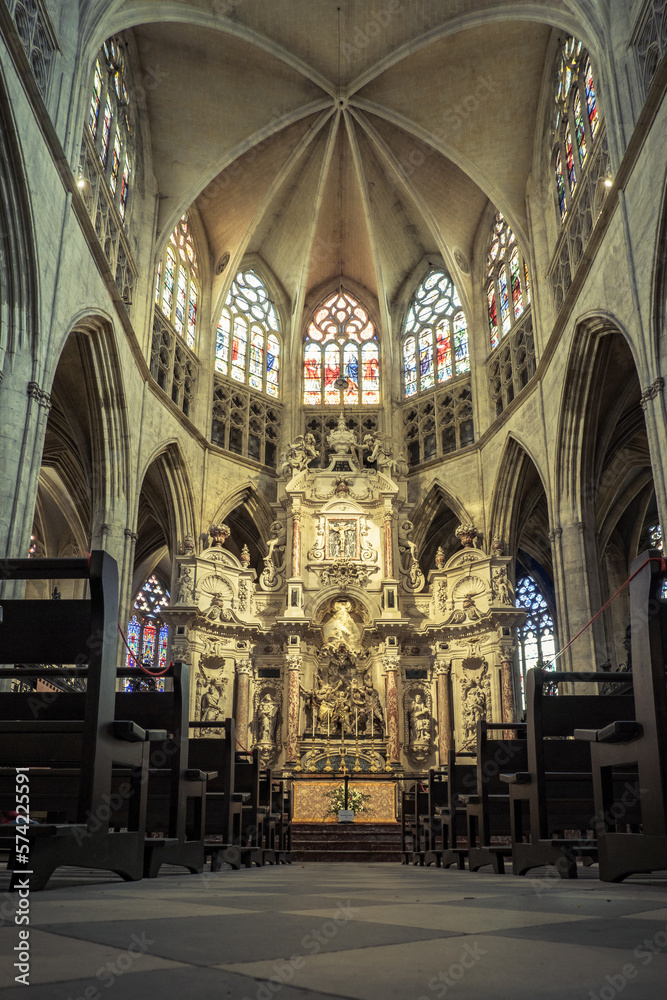 Choir and altar of the gothic Saint Etienne cathedral in Toulouse old town in the south of France (Haute Garonne)