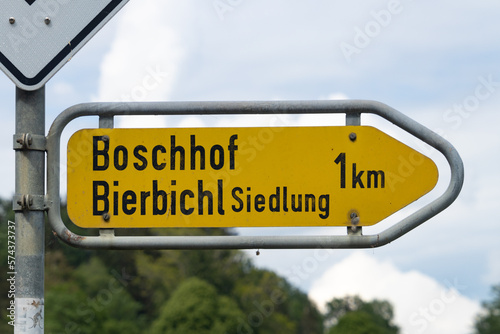 Wegweiser nach Boschhof und Bierbichl bei Beuerberg photo