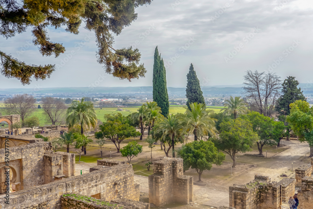 Obraz premium CORDOVA, SPAIN - FEBRUARY 12, 2023: The ruins of Medina Azahara, a fortified Arab Muslim medieval palace-city near Cordova, Spain on February 12, 2023