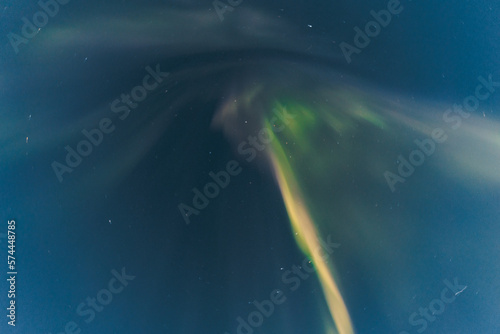 Obraz na płótnie Northern lights / Aurora from below at night in Norway w salonie