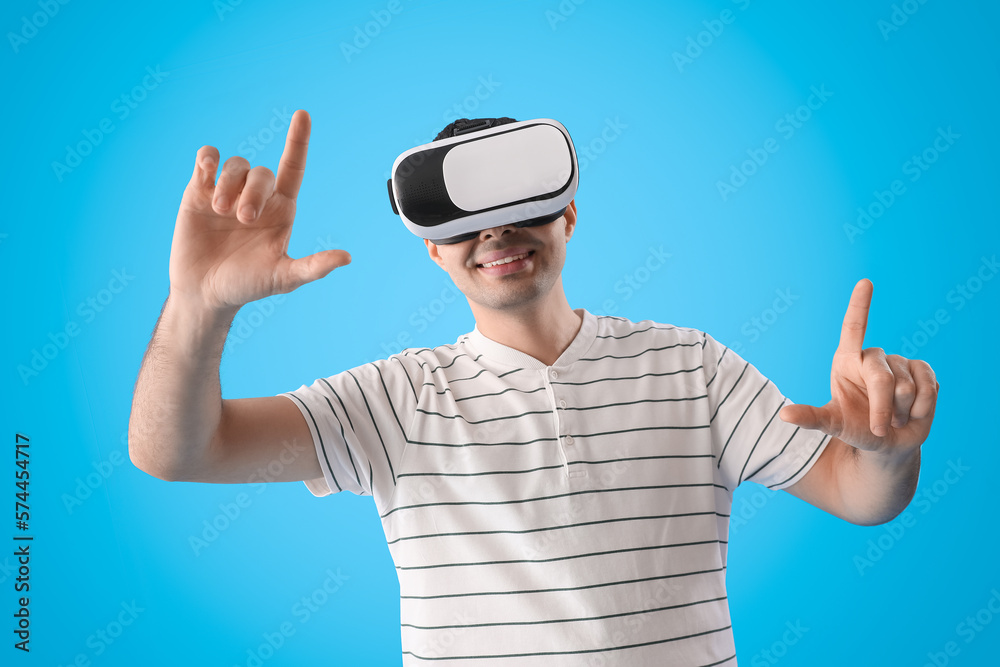 Naklejka premium Virtual reality experience, man interacting with metaverse technology