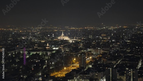 Wallpaper Mural Night Milan skyline time lapse. Torontodigital.ca