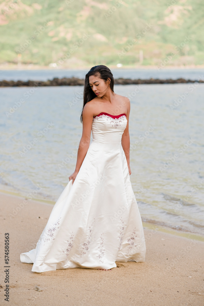 Portrait of bride on beach at Kahana Bay Portrait of bride on beach at Kahana Bay
