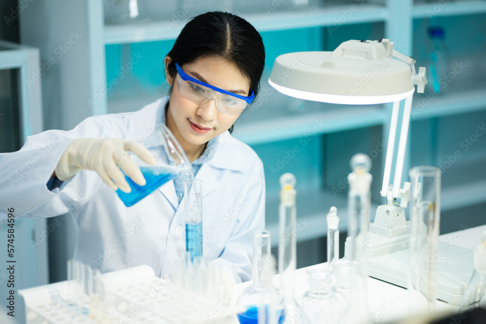 women working in the laboratory women working in the laboratory