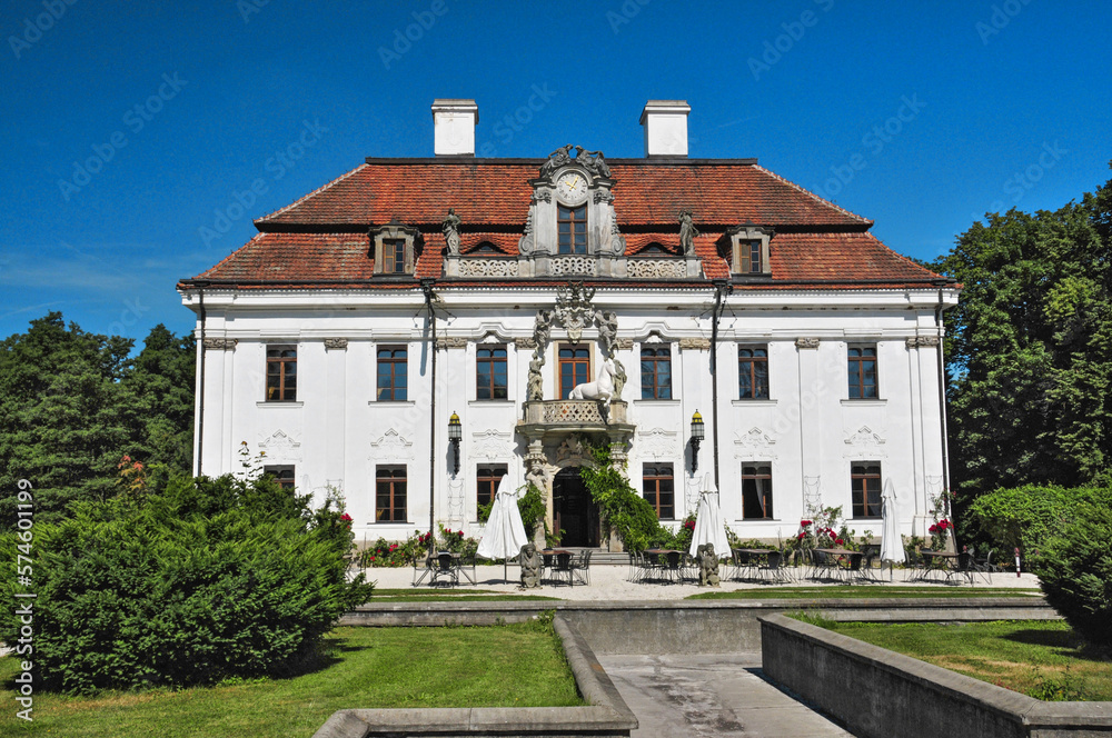 Palace from 1746 built by the architect David Sigismund von Zedlitz und Leipe. Kraskow, Lower Silesian Voivodeship, Poland.