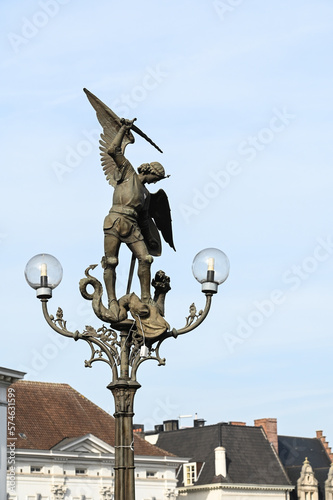 Belgique Belgie Belgium Gand gent Ghent tourisme Flandres flanders Sint Michiels Saint Michel statue dragon