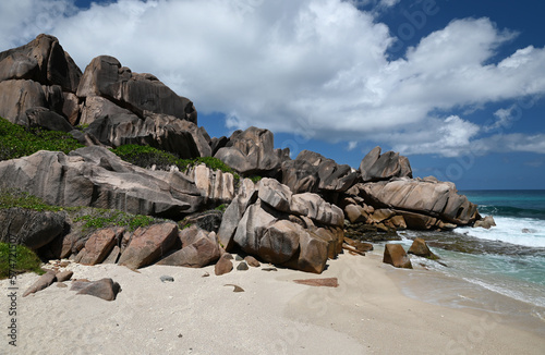 Granitformationen auf der Insel La Dique 