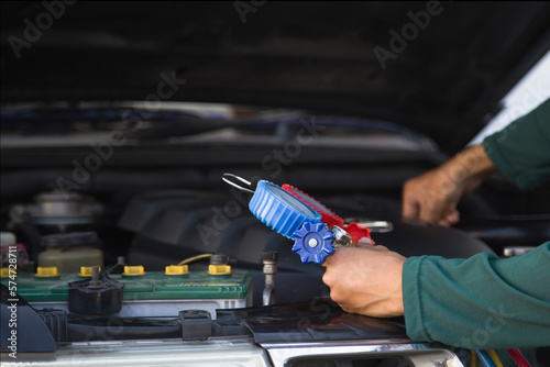 Car air conditioner check service, leak detection, fill refrigerant © bancha