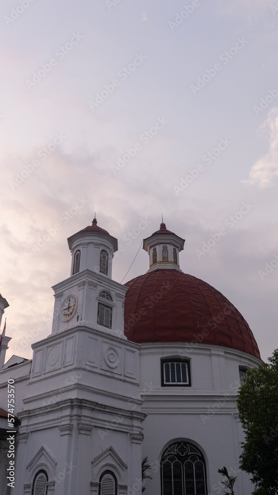 Obraz premium church steeple at sunset