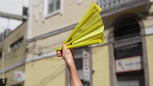 Leque Amarelo abrindo no Carnaval do Rio de Janeiro