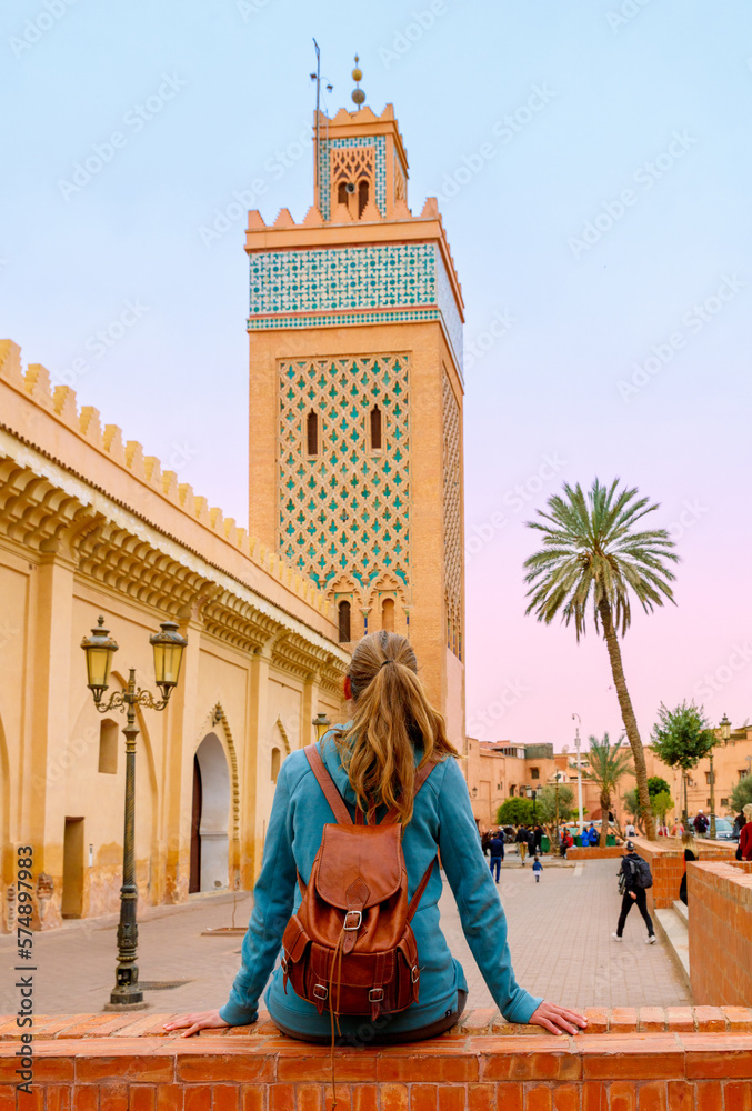 WOman travel in Marrakech,  Koutoubia mosque,  Morocco - obrazy, fototapety, plakaty 