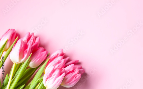 Fototapeta Naklejka Na Ścianę i Meble -  Pink tulip flowers. Beautiful spring floral composition.