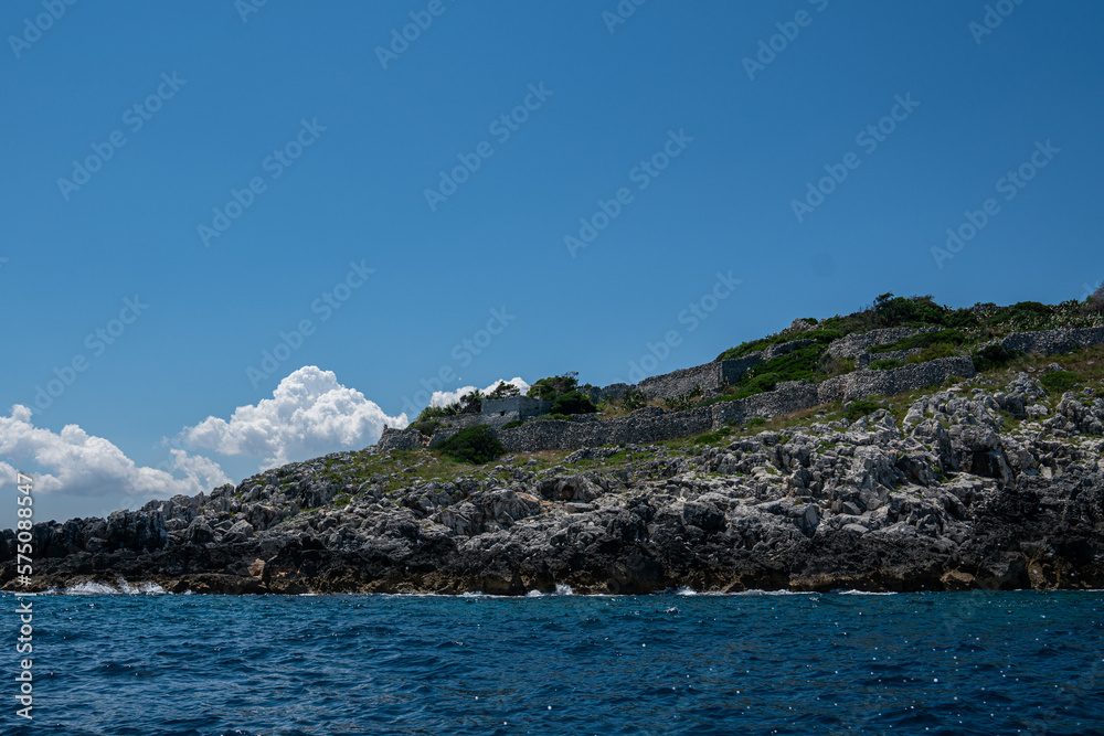 sea and rocks