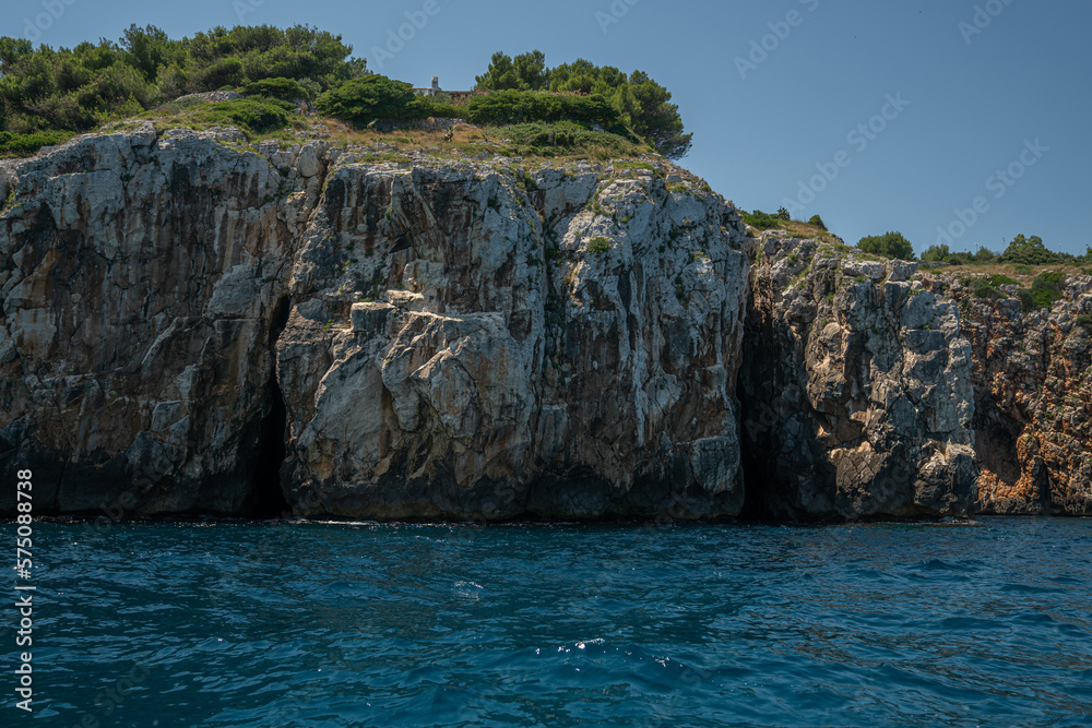 Naklejka premium rock and sea