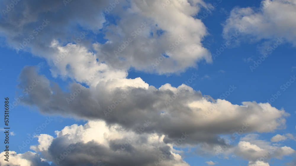 Naklejka premium clouds in the sky