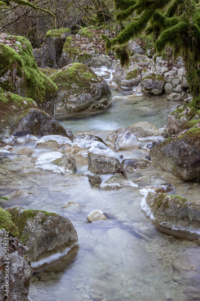 Ruisseau Riou Caillet, Vercors, Drôme, France Ruisseau Riou Caillet, Vercors, Drôme, France