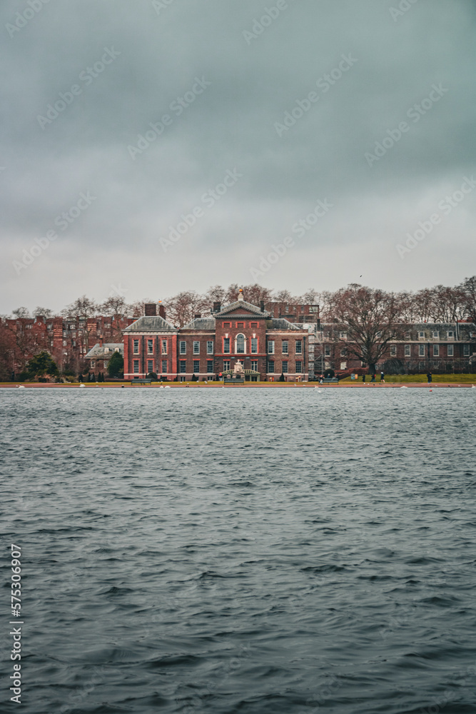 Kensington Palace from the other side of the pond 