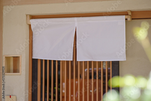 日本の東京港区赤坂4丁目ののれん