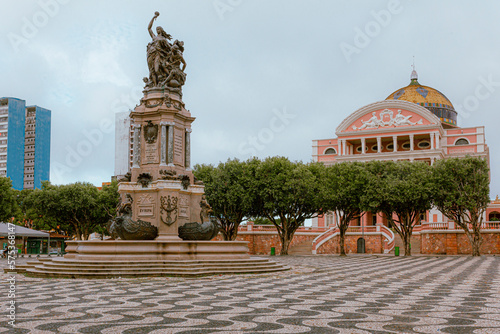 Largo São Sebastião, located in the City Center, is the most accessible place to be visited in Manaus. Democratic and spacious, Largo is available at any time of the day and getting to it is very easy