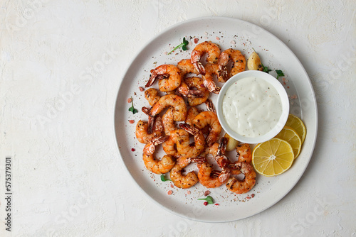 Fried shrimp, headless, with spices, grilled, homemade, no people,