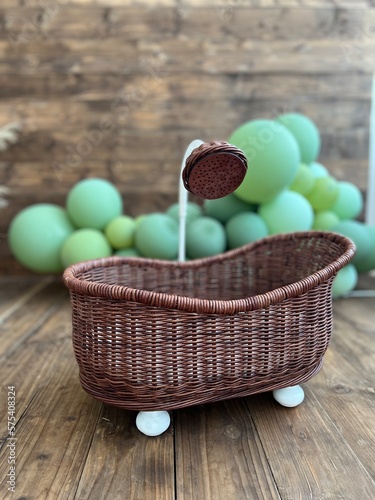 basket with apples