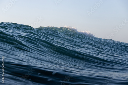 Fototapeta Naklejka Na Ścianę i Meble -  Small wave splash in the ocean.