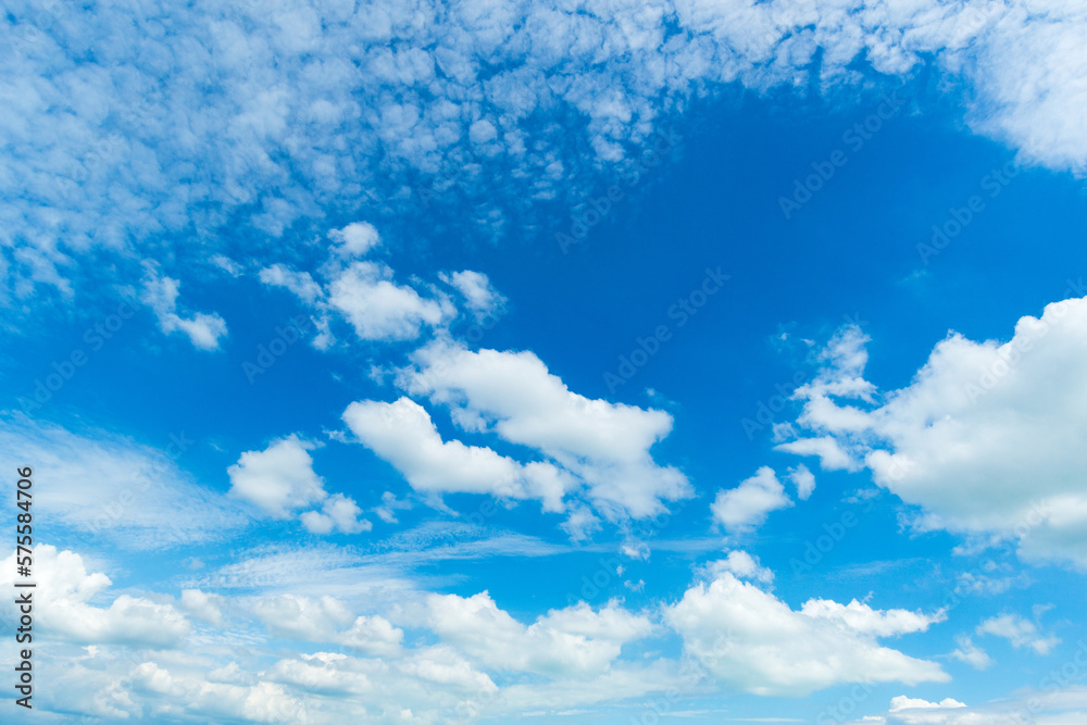 cumulus clouds on blue sky, springtime cloudscape