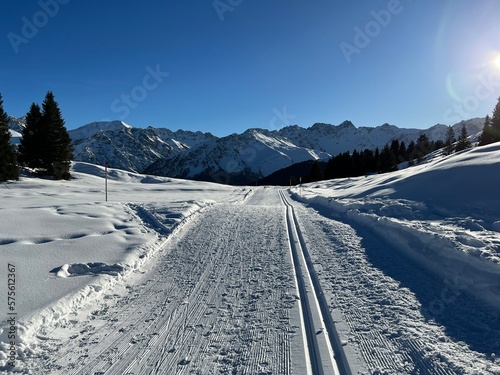 Excellently arranged and cleaned winter trails for walking, hiking, sports and recreation in the area of the Swiss tourist winter resort of Arosa - Canton of Grisons, Switzerland (Schweiz)