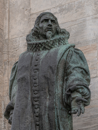 a bronze statue of the Danish bishop, poet and hymn-writer Thomas Kingo, Kingo's hymnal,  photo