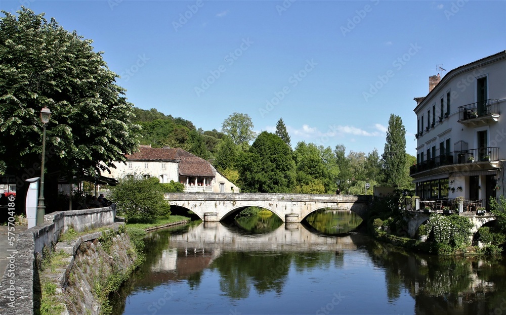 Brantôme en Périgord, pont sur la Dronne