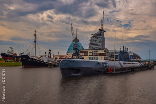 Bremerhafen - Hafenwelten Sonnenuntergang