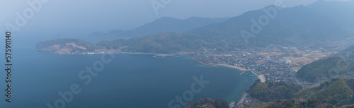 日本 山口県の周防大島の飯の山の展望台から見える景色