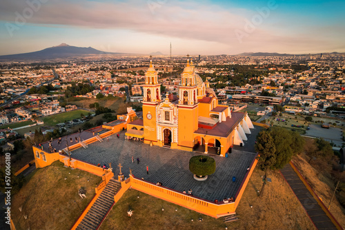 Wallpaper Mural santuario de nuestra señora de los remedios Torontodigital.ca
