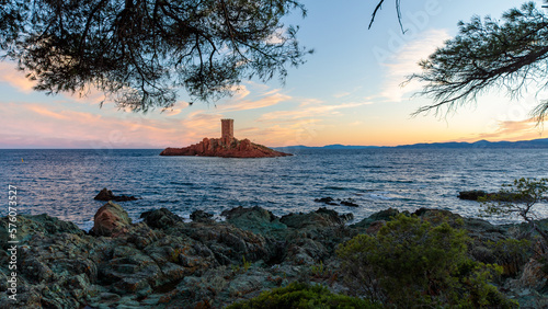 Estérel, l’île d'Or au Cap Dramont, Var